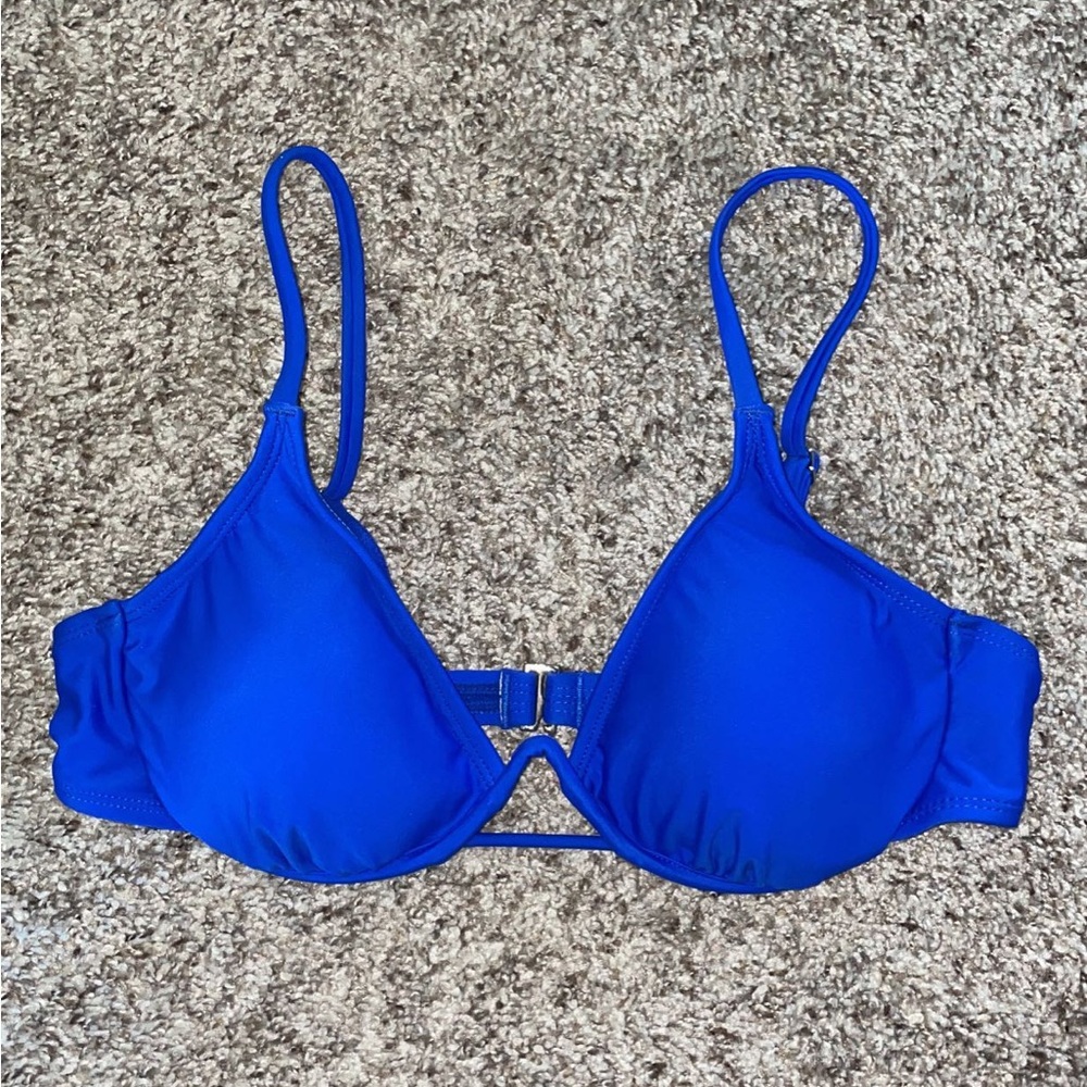 blue bikini top!